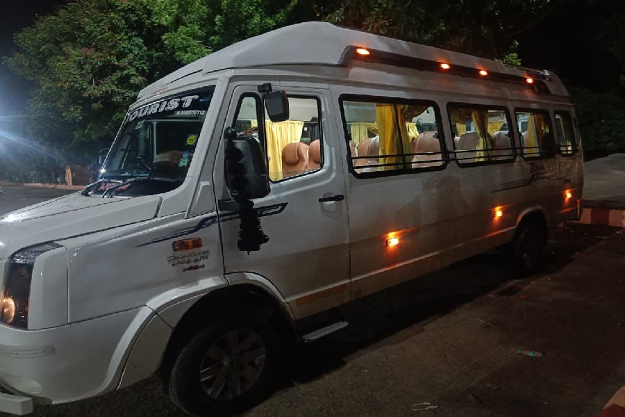 Tempo Traveller